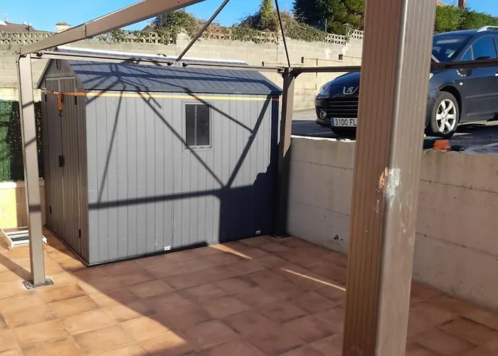 Nines Y Aparcamiento Gratis