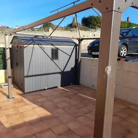 Nines Y Aparcamiento Gratis